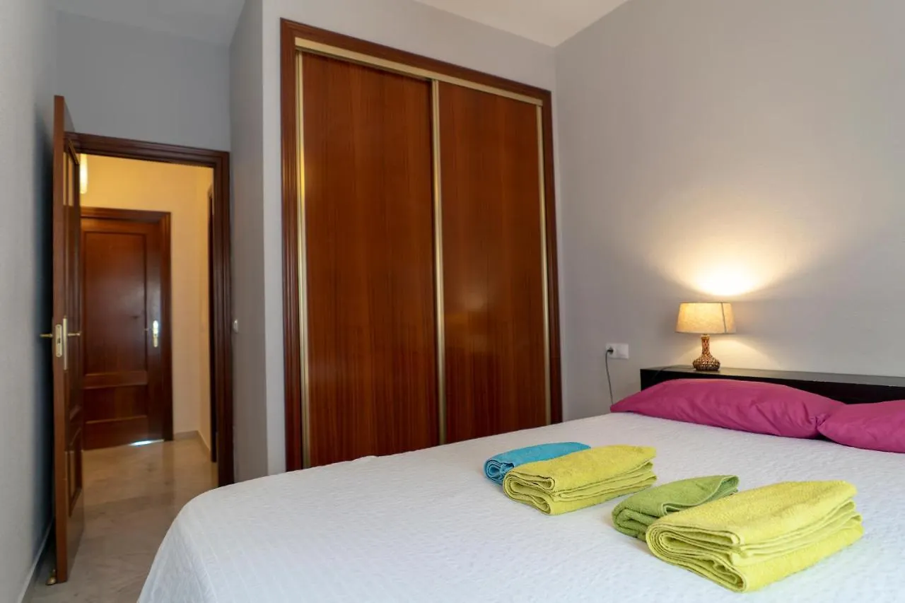 ホテルApartamento Trinidad Malaga Centro Historico 0*,  スペイン